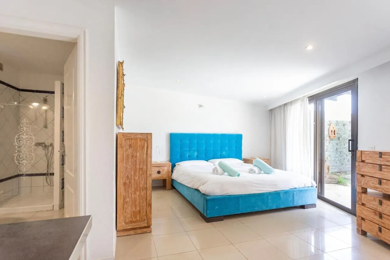 Villa La Quinta Heights -6 Bed Villa-Private Pool San Miguel de Abona