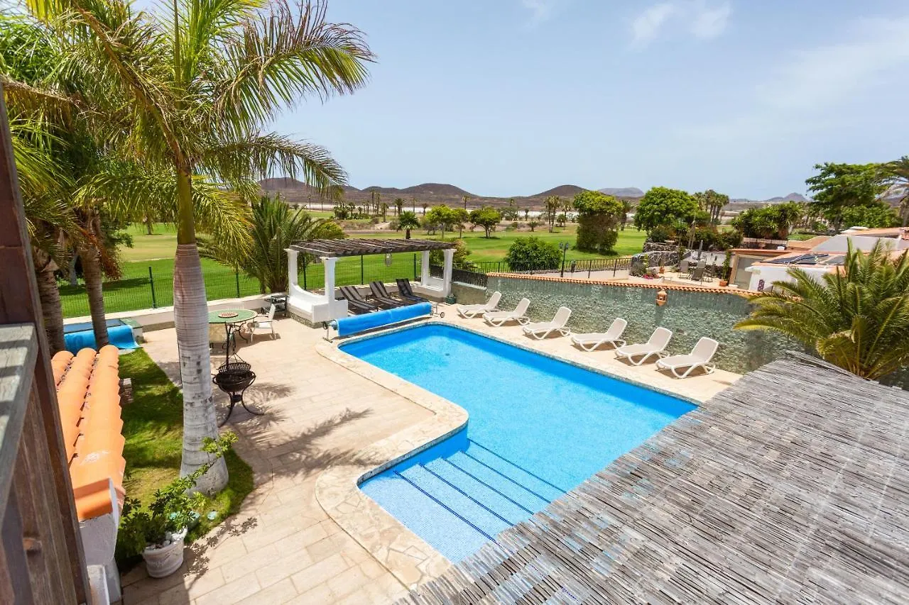 La Quinta Heights -6 Bed Villa-Private Pool San Miguel de Abona 0*,  Spanje